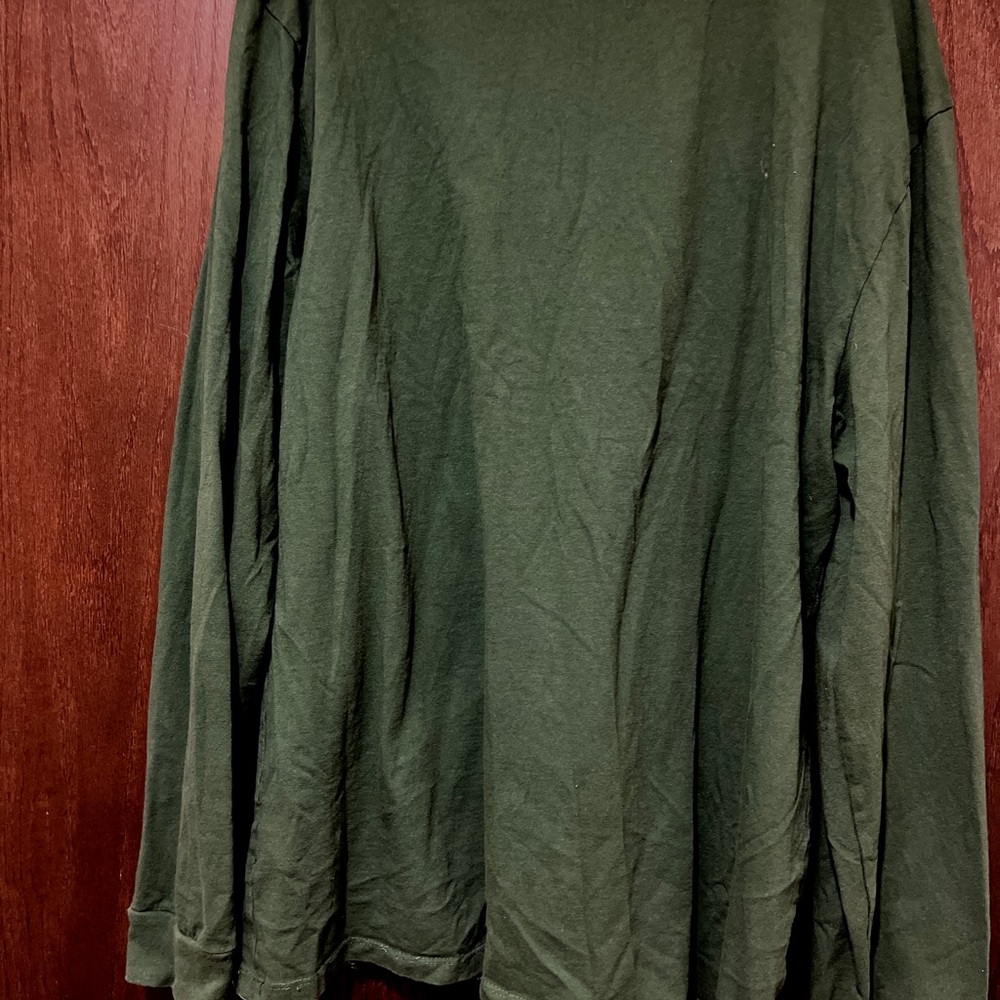 Men’s long sleeve shirt